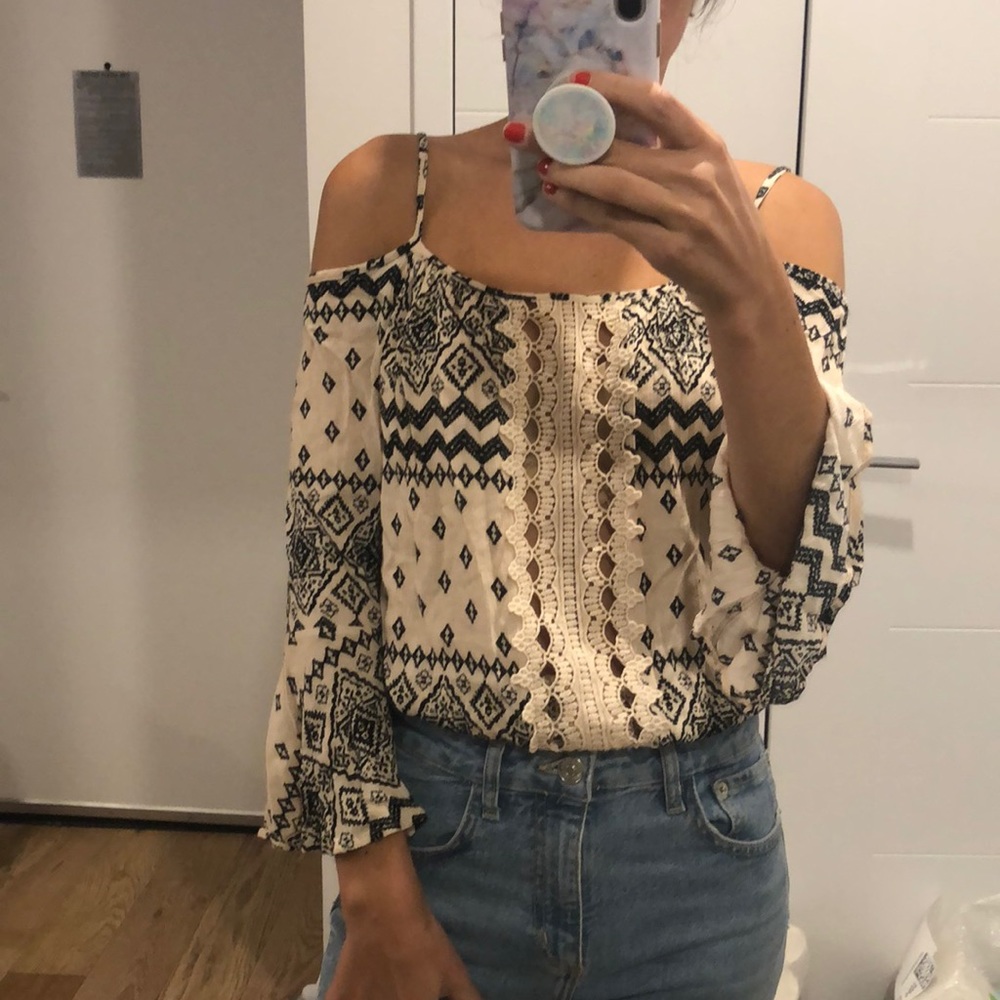 Cute top with bell sleeves